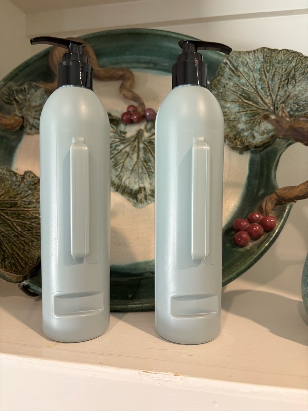 39 degrees North Hair Conditioner 
Price is for 2 bottles. - Picture 2 of 3